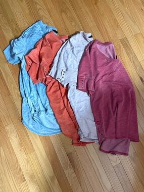 Jane & Delancey❗️4 BUNDLE❗️Sun Washed Slub Short Sleeve Henley T